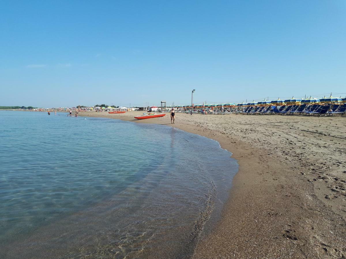 Bed And Breakfast Angolo Fiorito Civitavecchia Ngoại thất bức ảnh