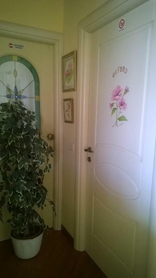 Bed And Breakfast Angolo Fiorito Civitavecchia Ngoại thất bức ảnh